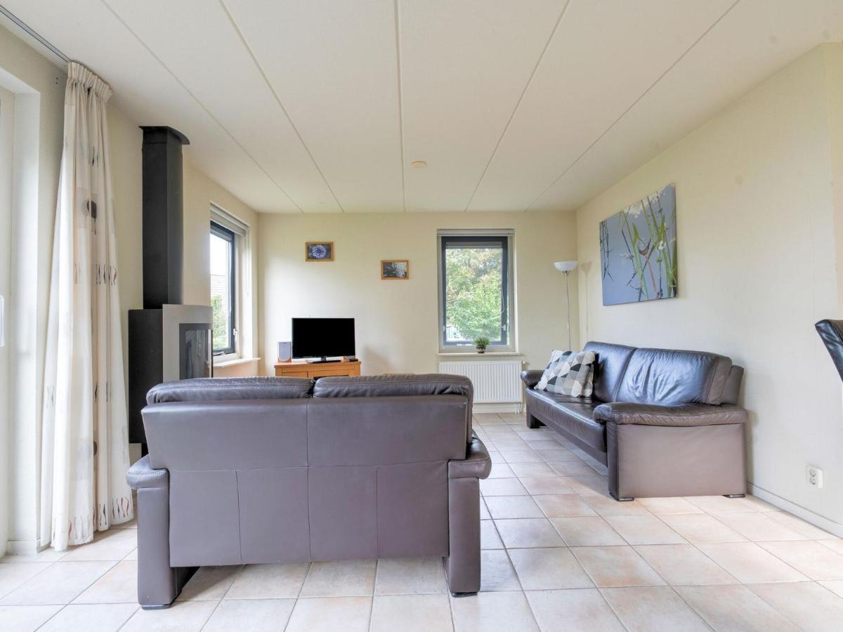 Serene Holiday Home In Gaasterl N Sleat Sondel エクステリア 写真